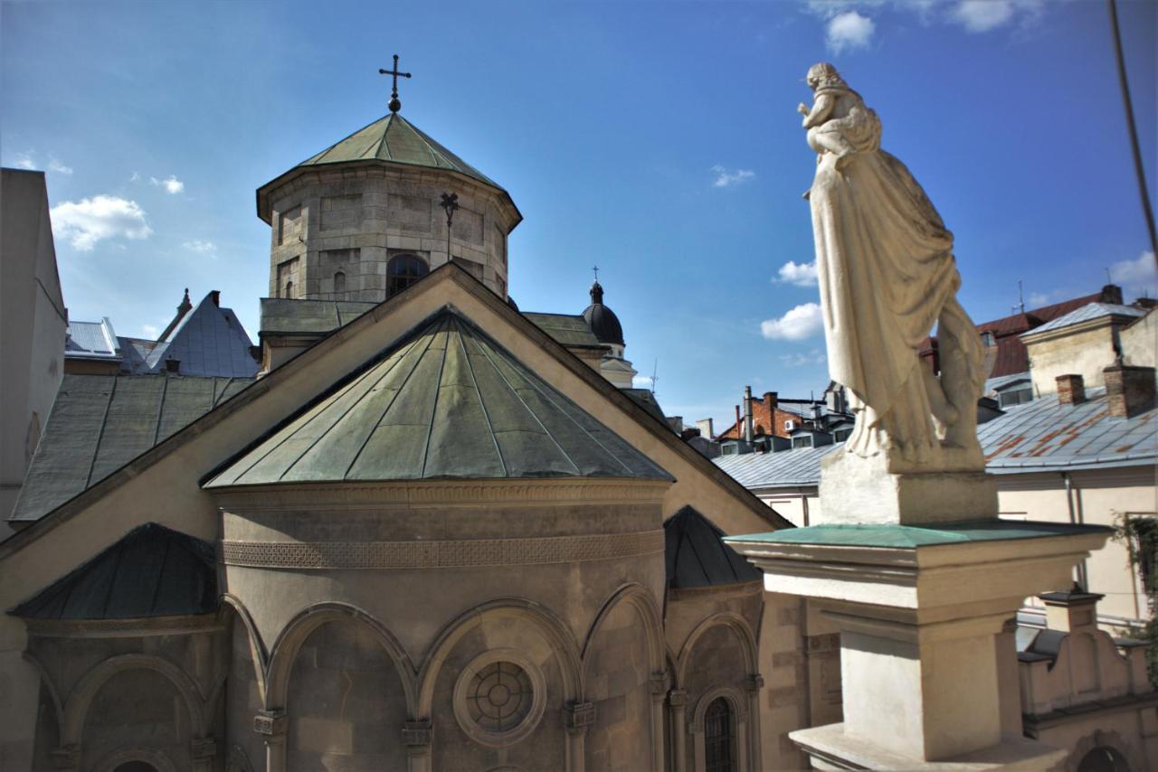Apartment вірменський дворик / Armenian Courtyard *