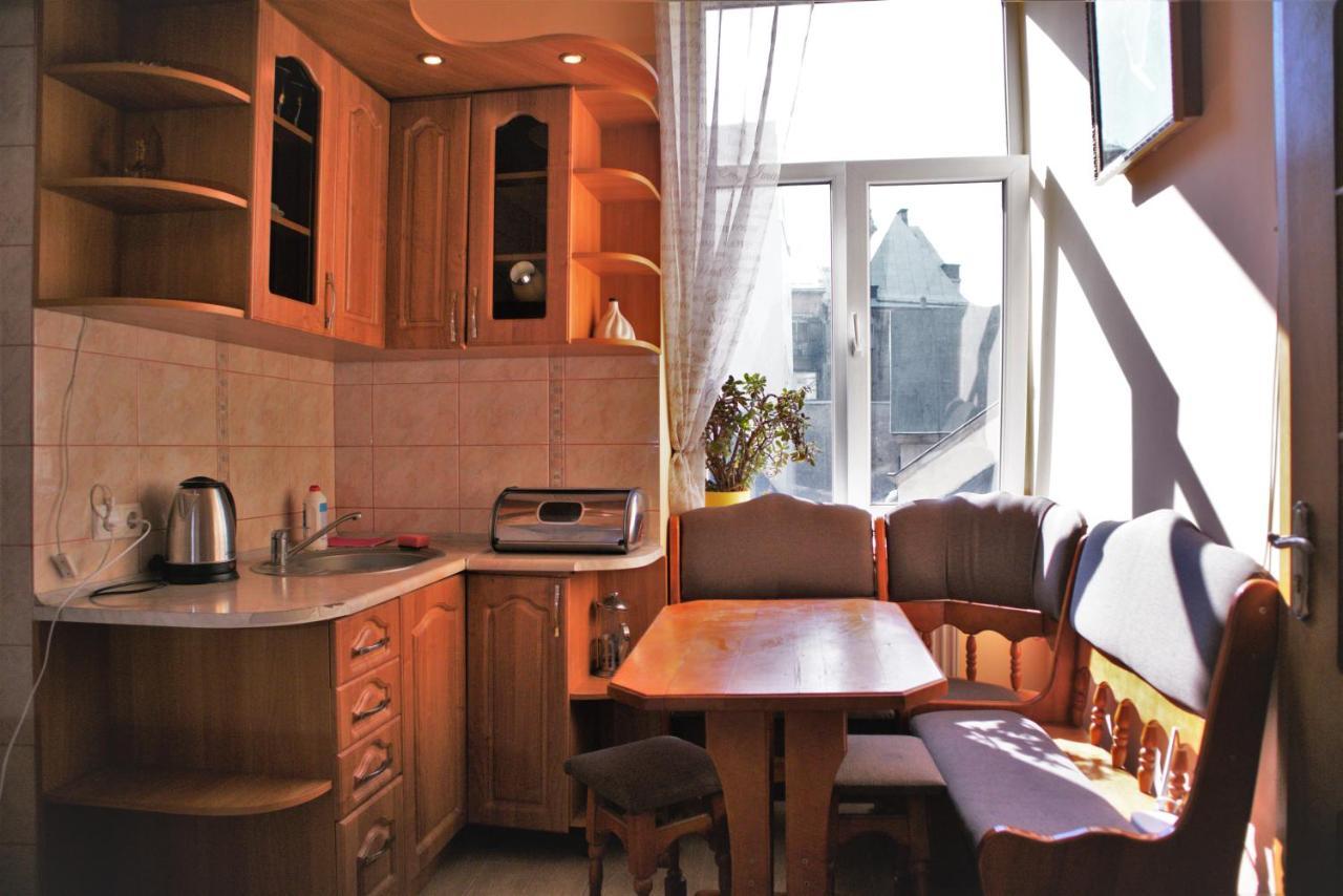 вірменський дворик / Armenian Courtyard Apartament *